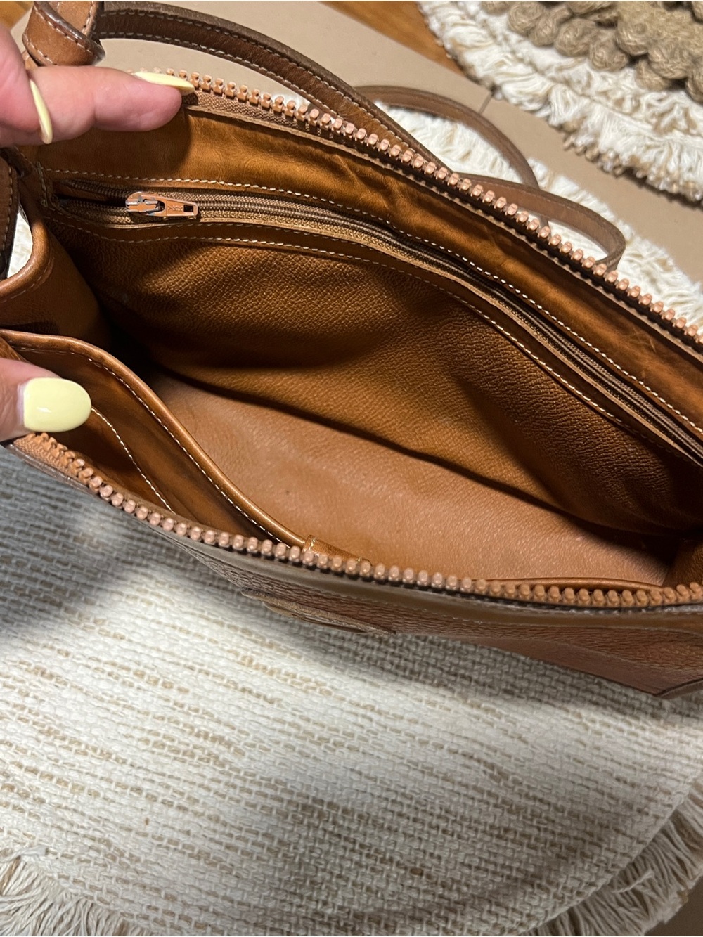 Dooney & Bourke Brown Pebbled Leather Crossbody - Picture 4 of 8